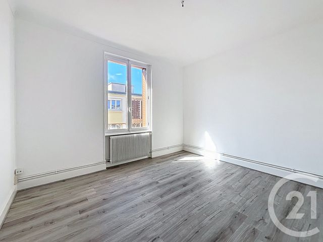 Appartement F1 bis &agrave; louer - 2 pi&egrave;ces - 27,87 m2 - Clermont Ferrand - 63 - AUVERGNE