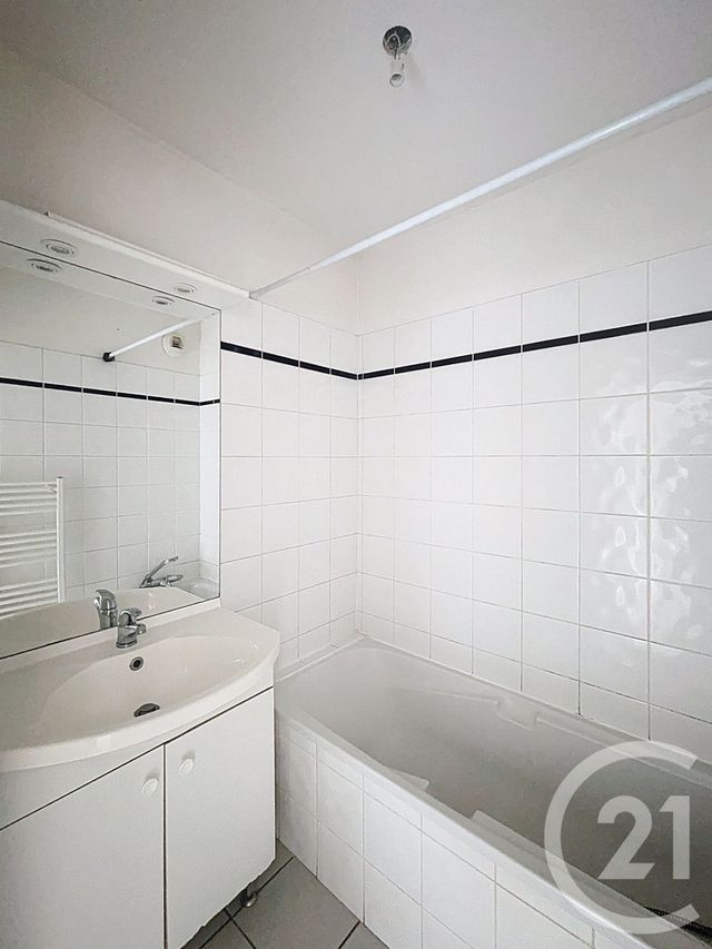 Appartement F2 &agrave; vendre - 2 pi&egrave;ces - 41,89 m2 - Clermont Ferrand - 63 - AUVERGNE