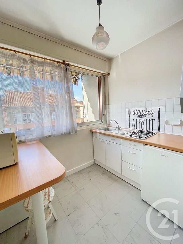 Appartement F1 &agrave; vendre - 1 pi&egrave;ce - 27,52 m2 - Clermont Ferrand - 63 - AUVERGNE