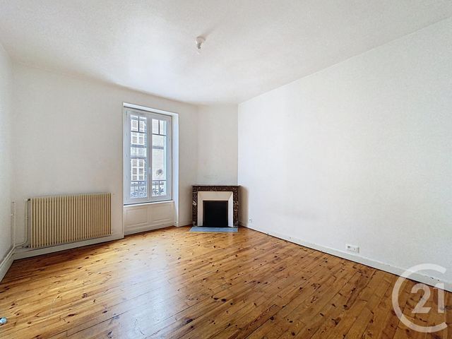 Appartement F3 &agrave; louer - 3 pi&egrave;ces - 55,53 m2 - Clermont Ferrand - 63 - AUVERGNE
