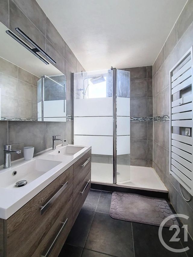 Appartement F3 &agrave; vendre - 3 pi&egrave;ces - 72,92 m2 - Clermont Ferrand - 63 - AUVERGNE