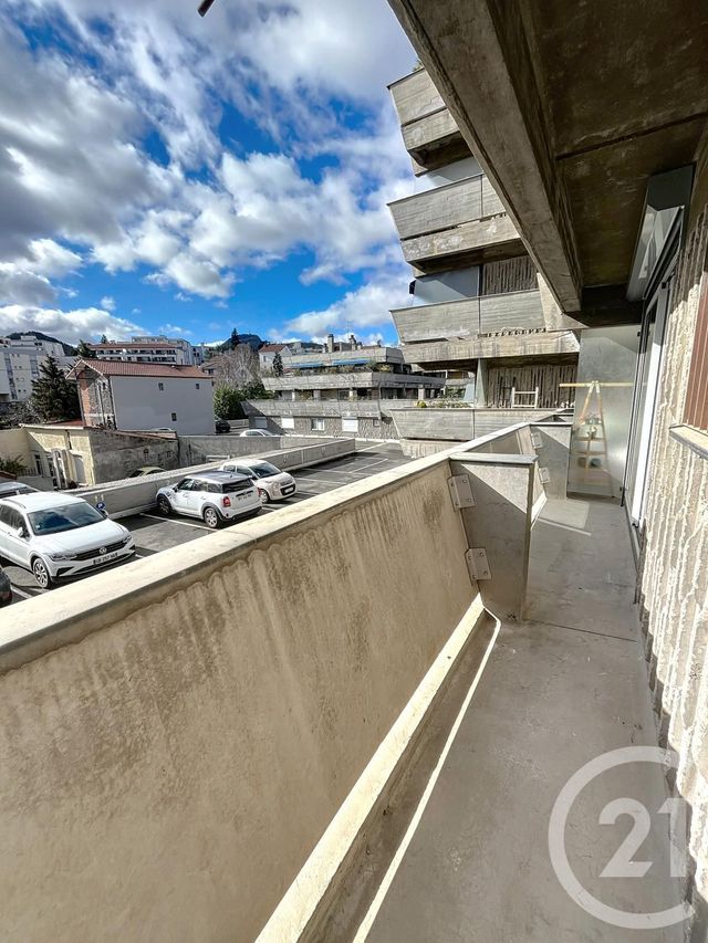 Appartement Studio &agrave; louer - 1 pi&egrave;ce - 12,72 m2 - Chamalieres - 63 - AUVERGNE