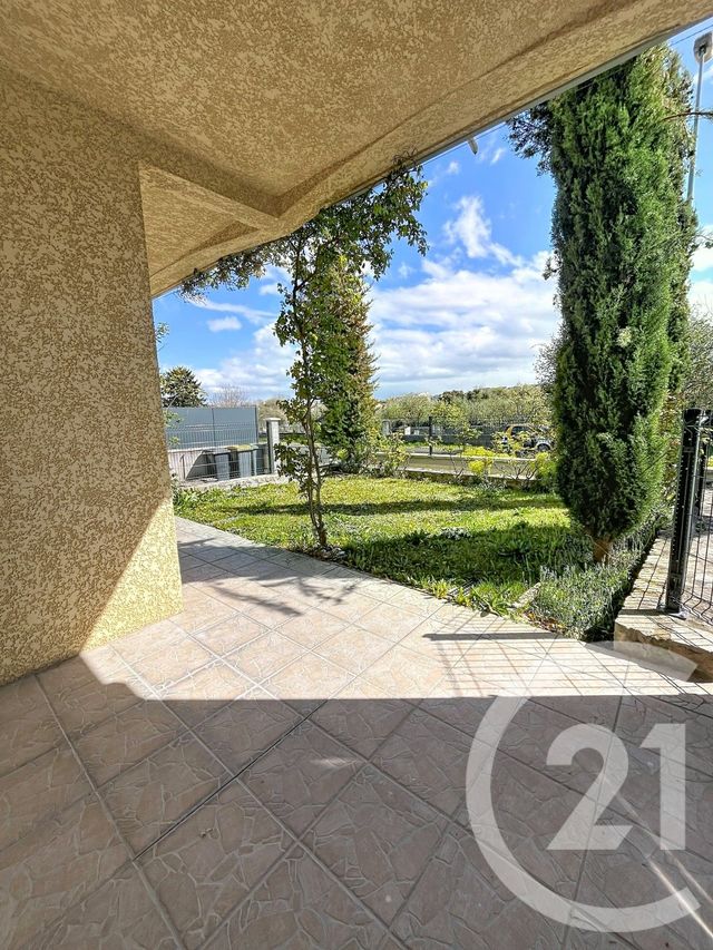 Appartement F3 &agrave; louer - 3 pi&egrave;ces - 54,32 m2 - Clermont Ferrand - 63 - AUVERGNE