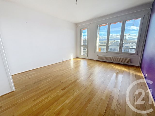 Appartement F4 &agrave; louer - 4 pi&egrave;ces - 85,41 m2 - Clermont Ferrand - 63 - AUVERGNE