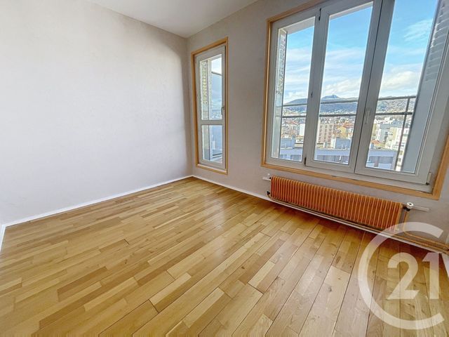 Appartement F4 &agrave; louer - 4 pi&egrave;ces - 85,41 m2 - Clermont Ferrand - 63 - AUVERGNE
