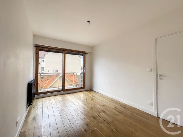 Appartement F3 &agrave; louer - 3 pi&egrave;ces - 77,62 m2 - Clermont Ferrand - 63 - AUVERGNE