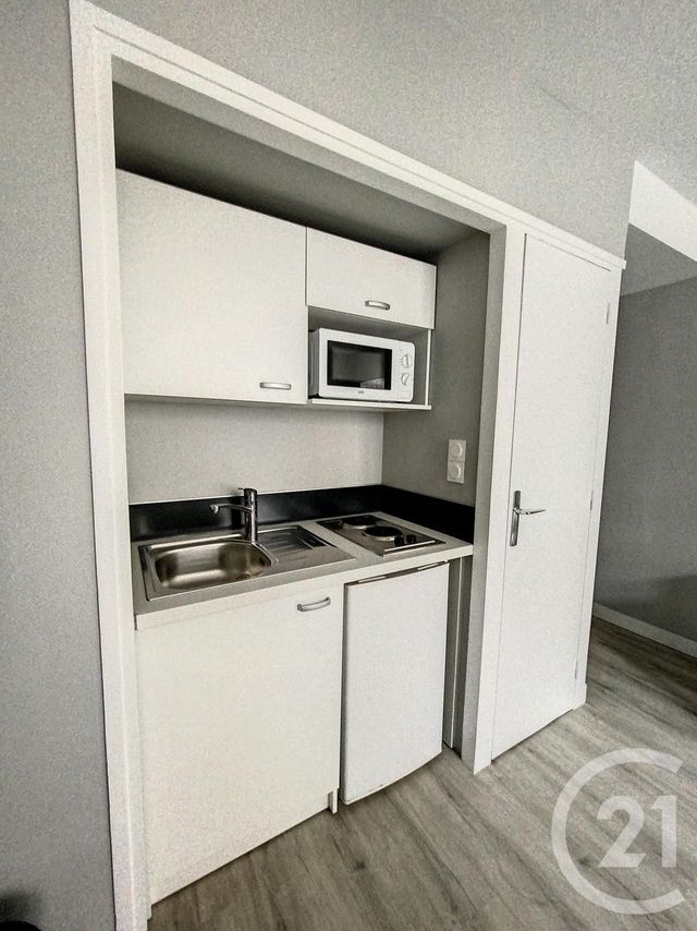 Appartement Studio &agrave; louer - 1 pi&egrave;ce - 19,86 m2 - Chamalieres - 63 - AUVERGNE