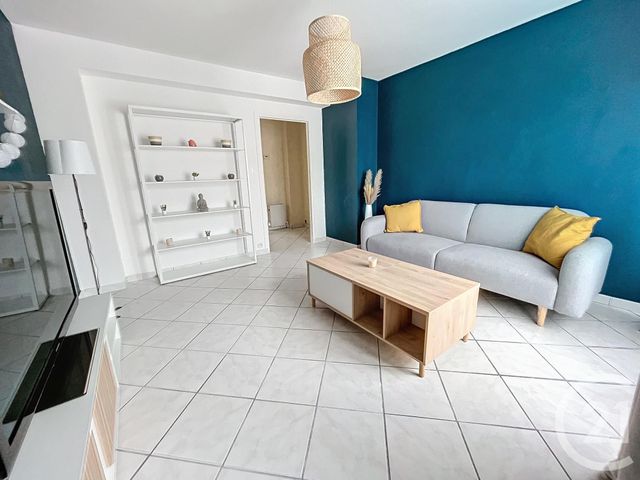 Appartement F3 &agrave; louer - 3 pi&egrave;ces - 65,77 m2 - Clermont Ferrand - 63 - AUVERGNE