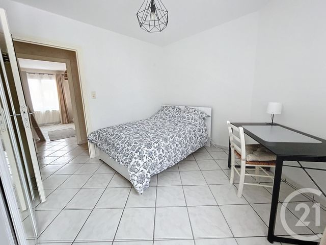 Appartement F3 &agrave; louer - 3 pi&egrave;ces - 65,77 m2 - Clermont Ferrand - 63 - AUVERGNE