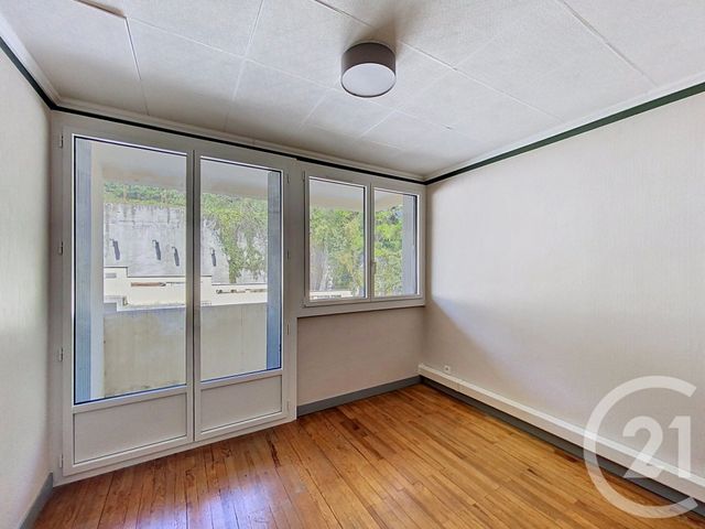 Appartement F3 &agrave; louer - 3 pi&egrave;ces - 55 m2 - Chamalieres - 63 - AUVERGNE