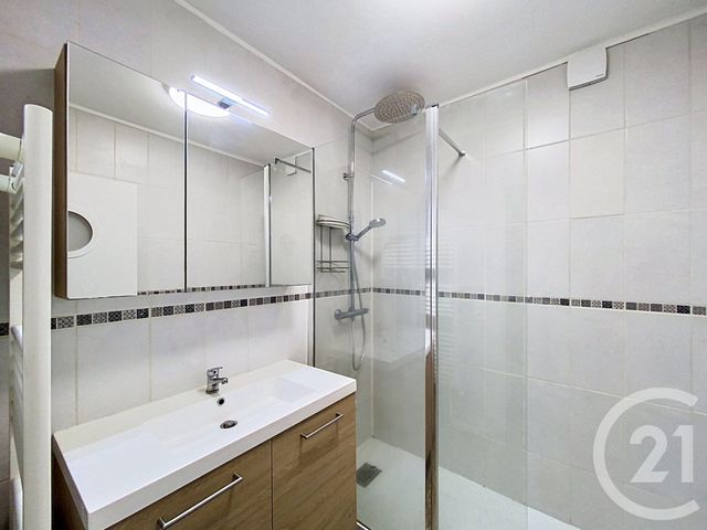Appartement F3 &agrave; louer - 3 pi&egrave;ces - 55 m2 - Chamalieres - 63 - AUVERGNE