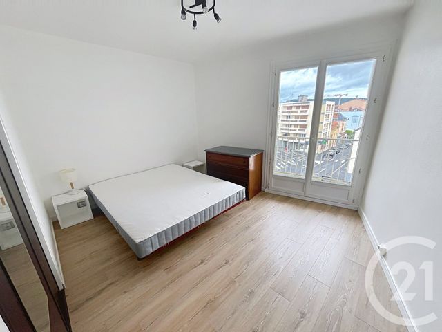 Appartement F3 &agrave; louer - 3 pi&egrave;ces - 62,55 m2 - Clermont Ferrand - 63 - AUVERGNE