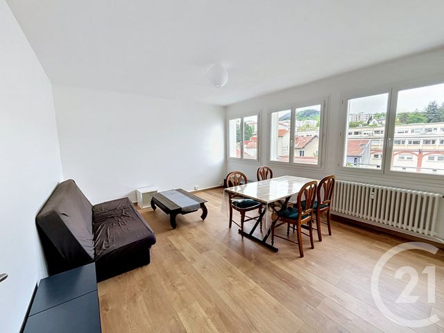 Appartement F3 &agrave; louer - 3 pi&egrave;ces - 62,55 m2 - Clermont Ferrand - 63 - AUVERGNE