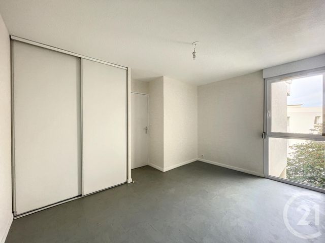 Appartement F3 &agrave; louer - 3 pi&egrave;ces - 65 m2 - Clermont Ferrand - 63 - AUVERGNE