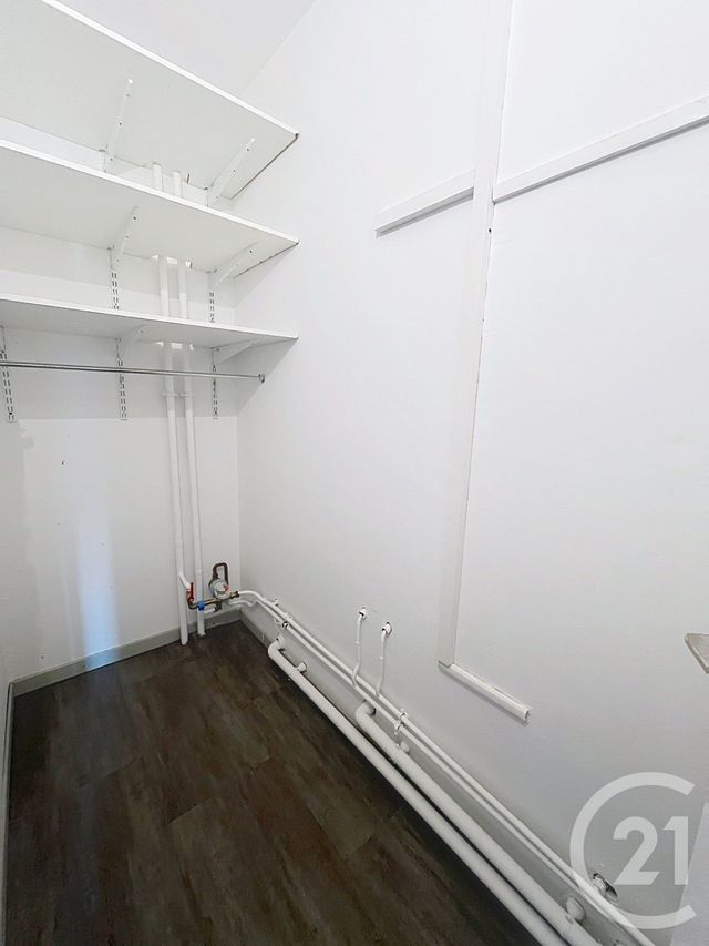 Appartement F3 bis &agrave; louer - 3 pi&egrave;ces - 80,51 m2 - Clermont Ferrand - 63 - AUVERGNE