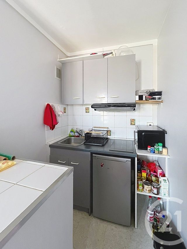 Appartement F1 &agrave; louer - 1 pi&egrave;ce - 21,90 m2 - Chamalieres - 63 - AUVERGNE