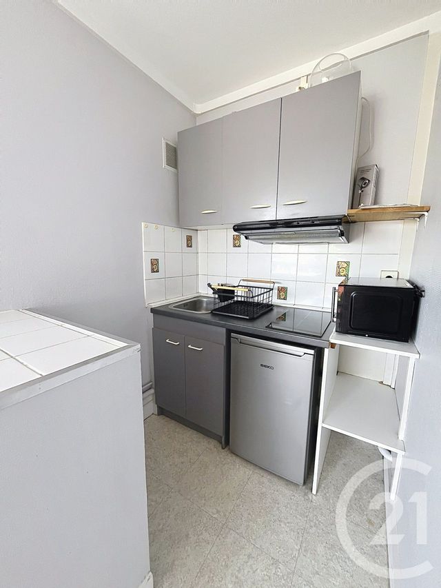 Appartement F1 &agrave; louer - 1 pi&egrave;ce - 21,90 m2 - Chamalieres - 63 - AUVERGNE