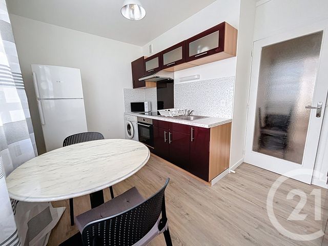 Appartement Chambre &agrave; louer - 4 pi&egrave;ces - 66,84 m2 - Clermont Ferrand - 63 - AUVERGNE