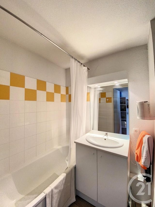 Appartement F1 &agrave; vendre - 1 pi&egrave;ce - 18 m2 - Clermont Ferrand - 63 - AUVERGNE