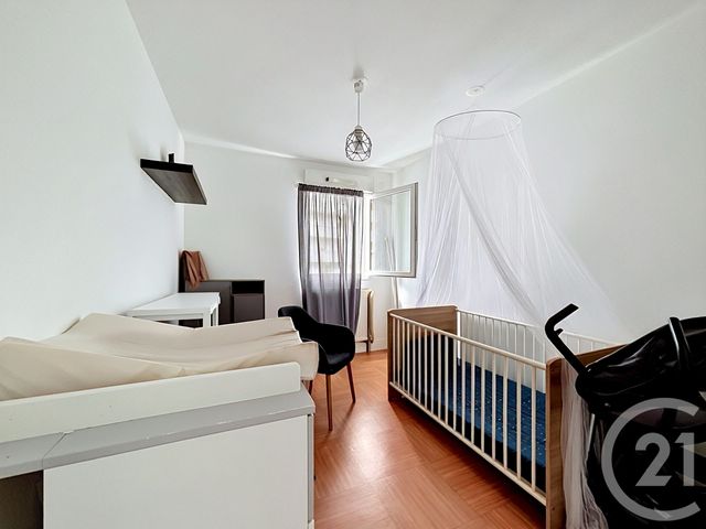 Appartement F4 &agrave; vendre - 4 pi&egrave;ces - 70,16 m2 - Clermont Ferrand - 63 - AUVERGNE