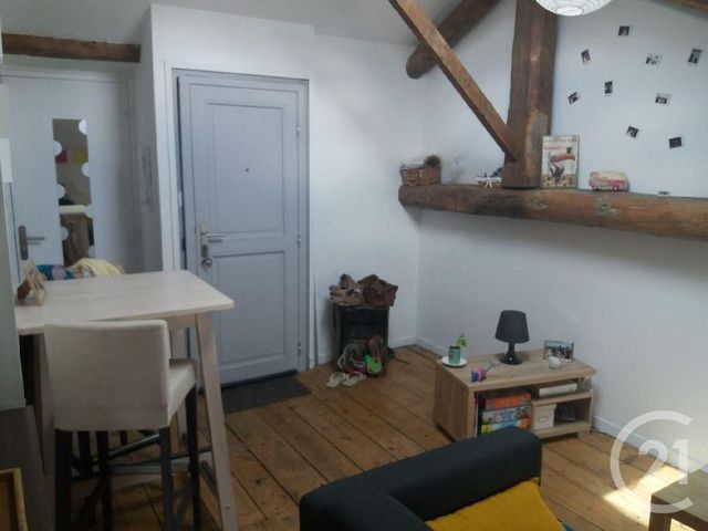 Appartement F2 &agrave; louer - 2 pi&egrave;ces - 32,60 m2 - Chamalieres - 63 - AUVERGNE