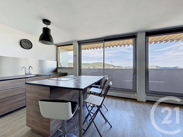 Appartement F2 &agrave; vendre - 2 pi&egrave;ces - 70,96 m2 - Clermont Ferrand - 63 - AUVERGNE