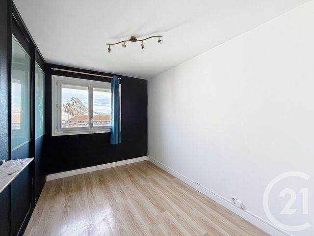 Appartement F3 &agrave; vendre - 3 pi&egrave;ces - 55,14 m2 - Clermont Ferrand - 63 - AUVERGNE