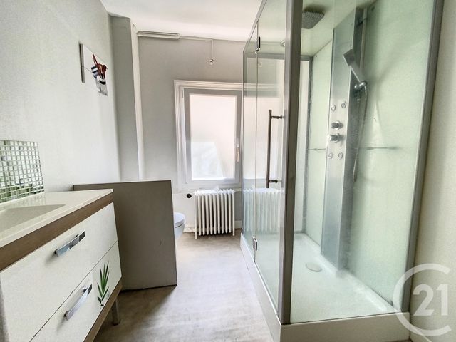 Immeuble &agrave; vendre - 151,11 m2 - Clermont Ferrand - 63 - AUVERGNE