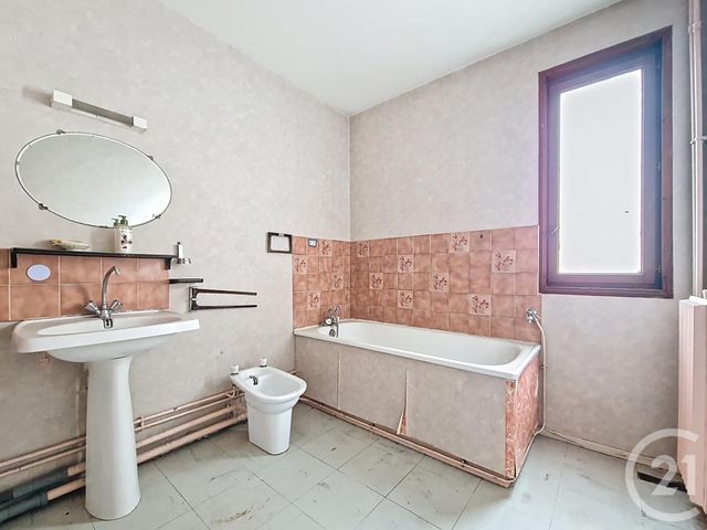 Appartement T5 &agrave; vendre - 5 pi&egrave;ces - 99,05 m2 - Clermont Ferrand - 63 - AUVERGNE