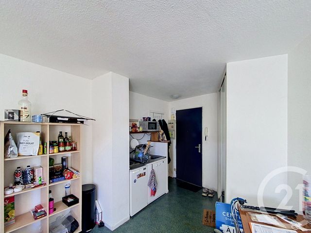 Appartement F1 &agrave; louer - 1 pi&egrave;ce - 19,70 m2 - Clermont Ferrand - 63 - AUVERGNE