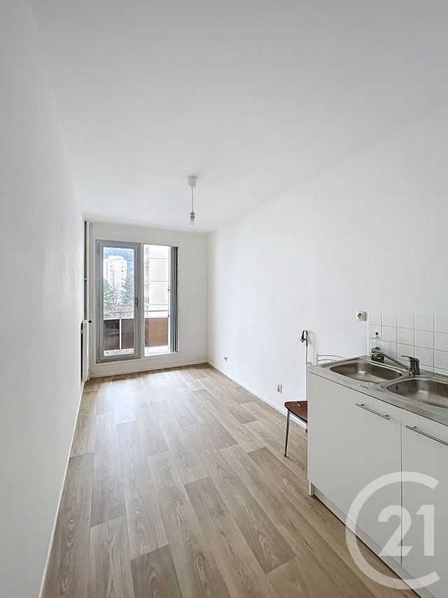 Appartement F4 &agrave; vendre - 4 pi&egrave;ces - 77,62 m2 - Clermont Ferrand - 63 - AUVERGNE