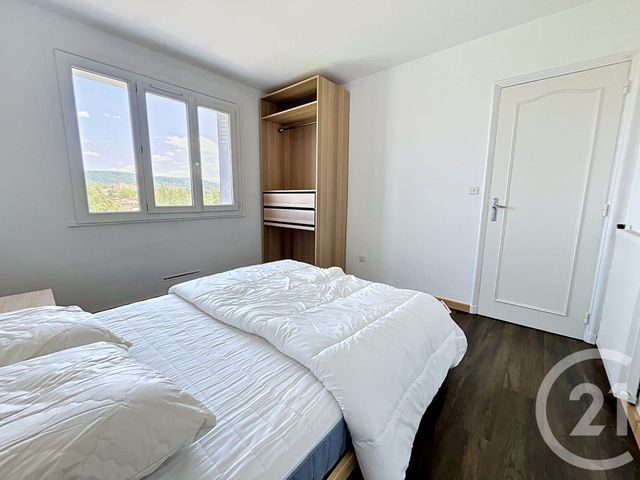 Appartement F4 &agrave; louer - 4 pi&egrave;ces - 78,05 m2 - Clermont Ferrand - 63 - AUVERGNE