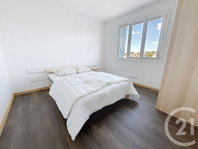 Appartement F4 &agrave; louer - 4 pi&egrave;ces - 78,05 m2 - Clermont Ferrand - 63 - AUVERGNE