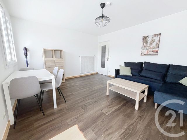 Appartement F4 &agrave; louer - 4 pi&egrave;ces - 78,05 m2 - Clermont Ferrand - 63 - AUVERGNE