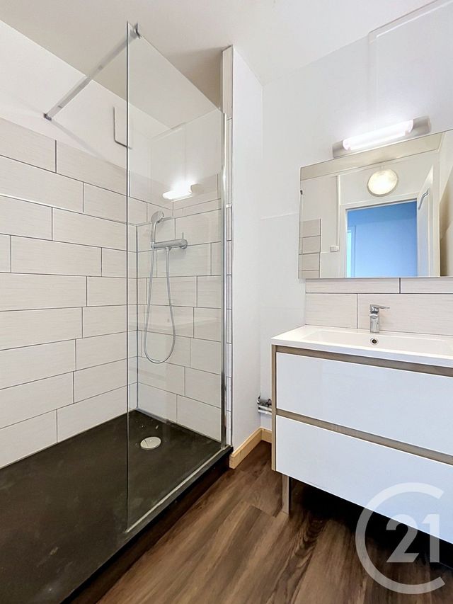 Appartement F4 &agrave; louer - 4 pi&egrave;ces - 78,05 m2 - Clermont Ferrand - 63 - AUVERGNE