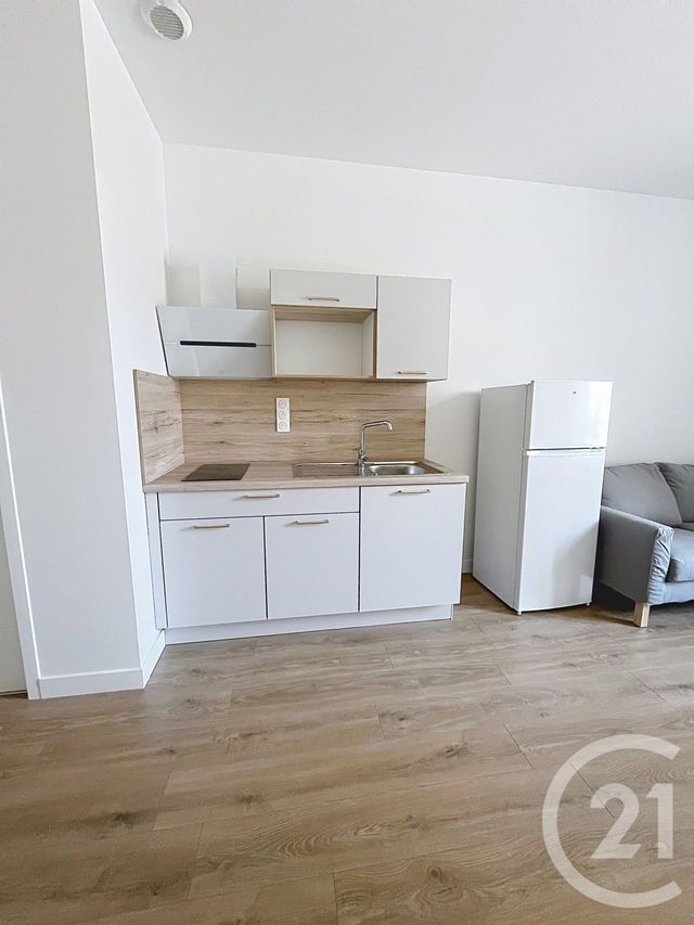 Appartement F3 &agrave; louer - 3 pi&egrave;ces - 53,06 m2 - Clermont Ferrand - 63 - AUVERGNE