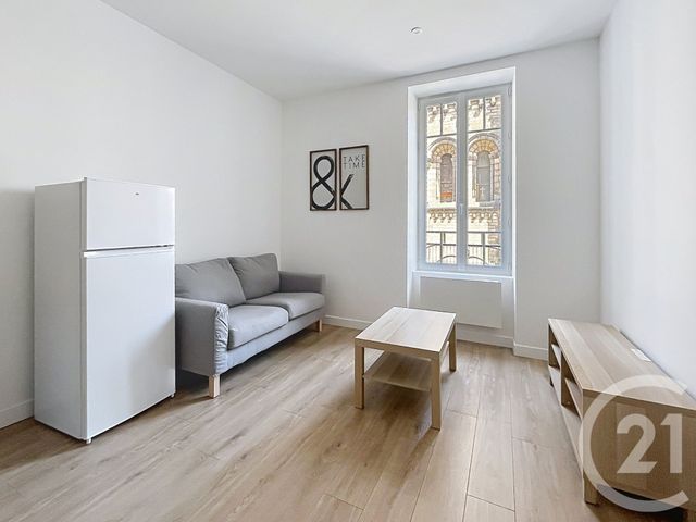 Appartement F3 &agrave; louer - 3 pi&egrave;ces - 53,06 m2 - Clermont Ferrand - 63 - AUVERGNE