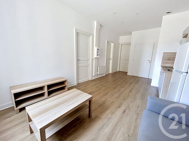 Appartement F3 &agrave; louer - 3 pi&egrave;ces - 53,06 m2 - Clermont Ferrand - 63 - AUVERGNE