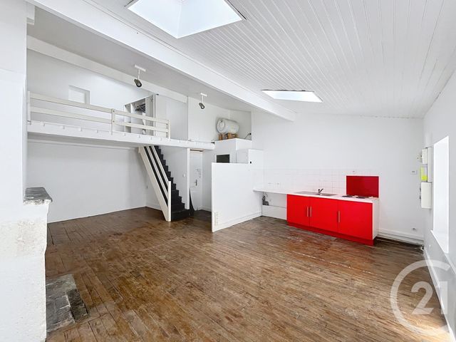 Appartement Duplex &agrave; louer - 2 pi&egrave;ces - 40 m2 - Clermont Ferrand - 63 - AUVERGNE