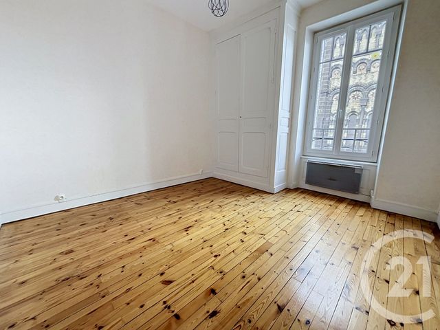 Appartement F3 &agrave; louer - 3 pi&egrave;ces - 56,63 m2 - Clermont Ferrand - 63 - AUVERGNE