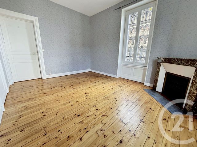 Appartement F3 &agrave; louer - 3 pi&egrave;ces - 56,63 m2 - Clermont Ferrand - 63 - AUVERGNE