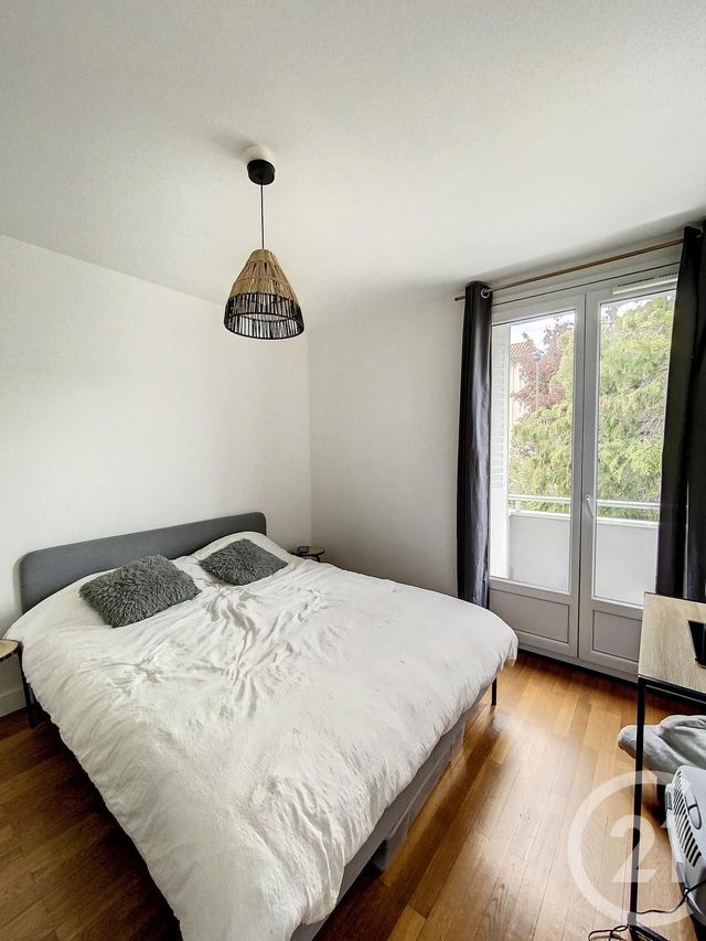 Appartement F2 &agrave; louer - 2 pi&egrave;ces - 43,12 m2 - Chamalieres - 63 - AUVERGNE