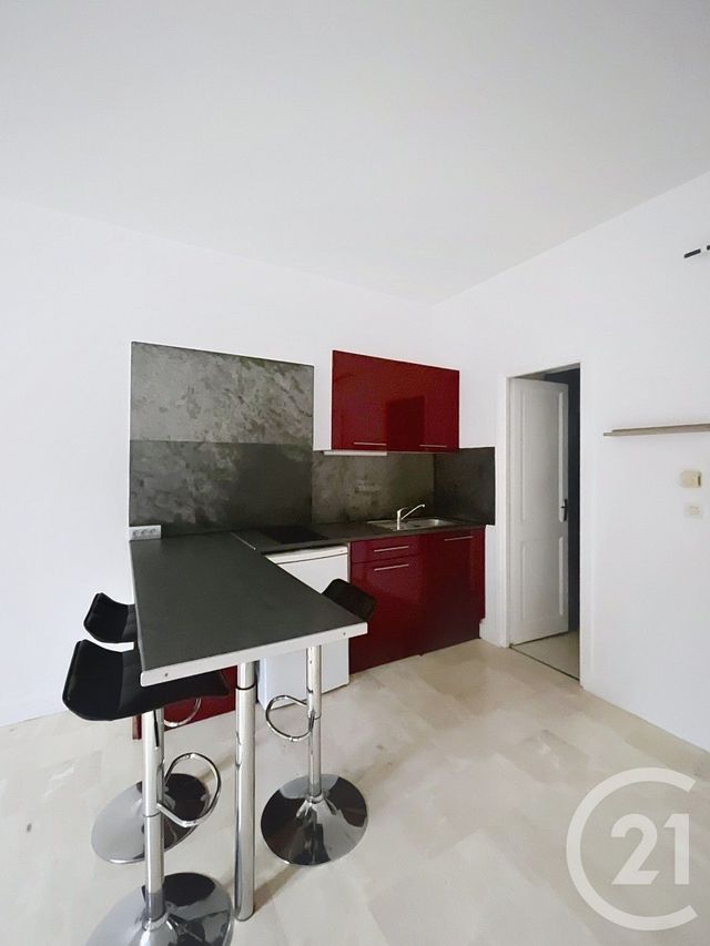 Appartement F1 &agrave; louer - 1 pi&egrave;ce - 29,45 m2 - Clermont Ferrand - 63 - AUVERGNE