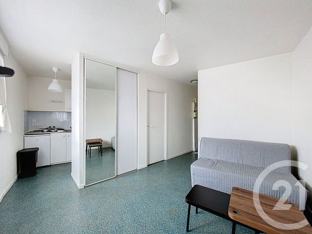Appartement F1 &agrave; louer - 1 pi&egrave;ce - 20 m2 - Clermont Ferrand - 63 - AUVERGNE