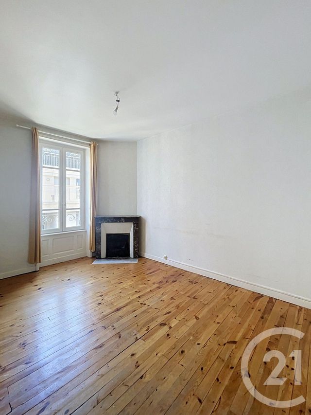 Appartement T3 &agrave; vendre - 3 pi&egrave;ces - 55,75 m2 - Clermont Ferrand - 63 - AUVERGNE