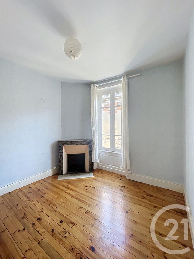 Appartement T3 &agrave; vendre - 3 pi&egrave;ces - 55,75 m2 - Clermont Ferrand - 63 - AUVERGNE