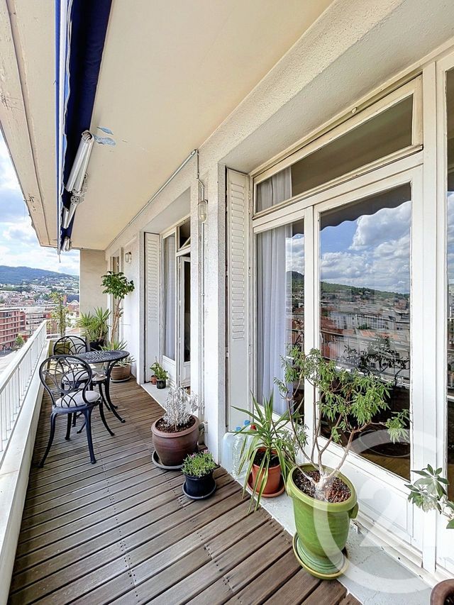 Appartement F4 &agrave; vendre - 4 pi&egrave;ces - 83,42 m2 - Clermont Ferrand - 63 - AUVERGNE