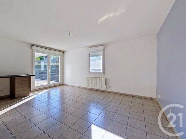 Appartement T3 &agrave; vendre - 3 pi&egrave;ces - 59,08 m2 - Ceyrat - 63 - AUVERGNE