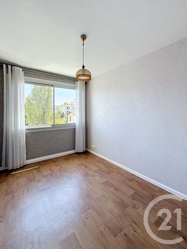 Appartement F4 &agrave; vendre - 4 pi&egrave;ces - 68,45 m2 - Clermont Ferrand - 63 - AUVERGNE