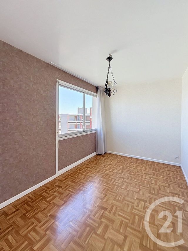 Appartement F4 &agrave; vendre - 4 pi&egrave;ces - 68,45 m2 - Clermont Ferrand - 63 - AUVERGNE